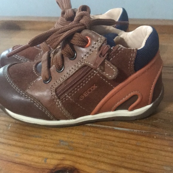 Size 4/5 C shoes - Picture 5 of 5